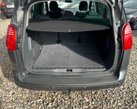 Серый Пежо 5008, объемом двигателя 1.6 л и пробегом 202 тыс. км за 10699 $, фото 11 на Automoto.ua