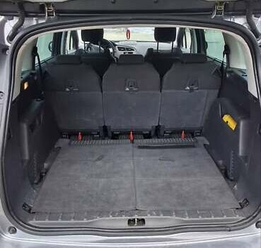 Сірий Пежо 5008, об'ємом двигуна 1.6 л та пробігом 262 тис. км за 13200 $, фото 17 на Automoto.ua