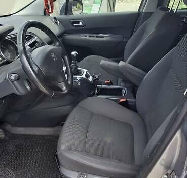 Сірий Пежо 5008, об'ємом двигуна 1.6 л та пробігом 262 тис. км за 13200 $, фото 13 на Automoto.ua