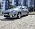Сірий Пежо 5008, об'ємом двигуна 1.6 л та пробігом 262 тис. км за 13200 $, фото 1 на Automoto.ua