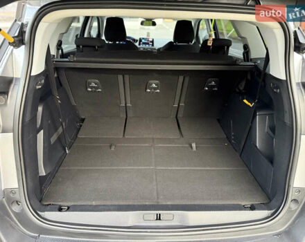 Серый Пежо 5008, объемом двигателя 1.56 л и пробегом 224 тыс. км за 16500 $, фото 15 на Automoto.ua