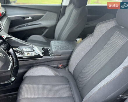 Серый Пежо 5008, объемом двигателя 1.56 л и пробегом 224 тыс. км за 16500 $, фото 6 на Automoto.ua