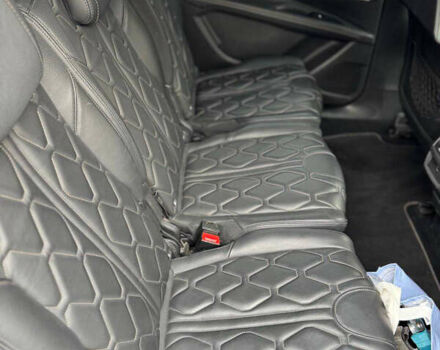 Сірий Пежо 5008, об'ємом двигуна 2 л та пробігом 140 тис. км за 25400 $, фото 19 на Automoto.ua