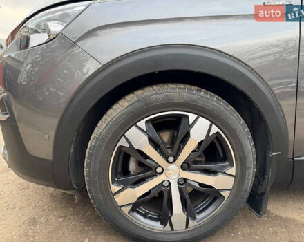 Сірий Пежо 5008, об'ємом двигуна 2 л та пробігом 140 тис. км за 25400 $, фото 12 на Automoto.ua
