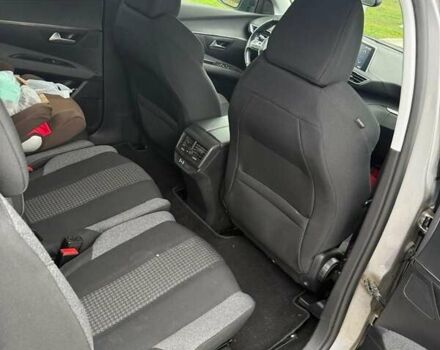 Сірий Пежо 5008, об'ємом двигуна 1.5 л та пробігом 165 тис. км за 12220 $, фото 4 на Automoto.ua