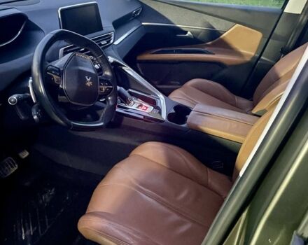 Серый Пежо 5008, объемом двигателя 1.6 л и пробегом 222 тыс. км за 21000 $, фото 4 на Automoto.ua