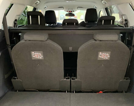 Серый Пежо 5008, объемом двигателя 1.56 л и пробегом 174 тыс. км за 17500 $, фото 16 на Automoto.ua