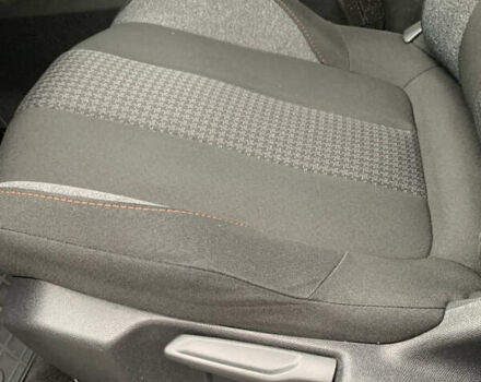 Серый Пежо 5008, объемом двигателя 1.56 л и пробегом 174 тыс. км за 17500 $, фото 12 на Automoto.ua