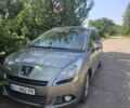 Сірий Пежо 5008, об'ємом двигуна 2 л та пробігом 221 тис. км за 8700 $, фото 1 на Automoto.ua