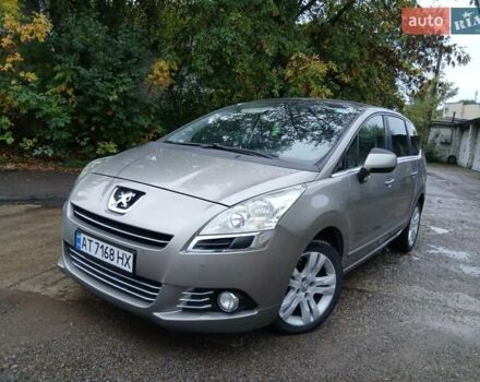 Сірий Пежо 5008, об'ємом двигуна 1.6 л та пробігом 238 тис. км за 6450 $, фото 1 на Automoto.ua