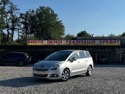 Серый Пежо 5008, объемом двигателя 0 л и пробегом 200 тыс. км за 6900 $, фото 1 на Automoto.ua