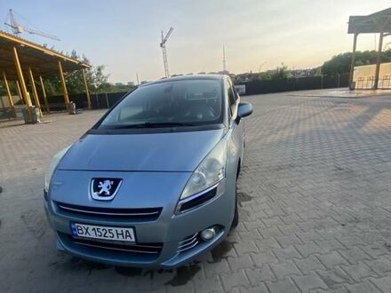 Пежо 5008 2009 у Хмельницькому на Automoto.ua Сірий Пежо 5008, об'ємом двигуна 1.56 л та пробігом 245 тис. км за 6900 $, фото 1 на Automoto.ua