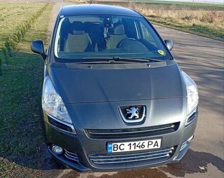 Сірий Пежо 5008, об'ємом двигуна 1.56 л та пробігом 283 тис. км за 6500 $, фото 1 на Automoto.ua