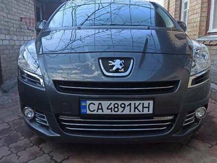 Пежо 5008 2010 у Смеле на Automoto.ua Сірий Пежо 5008, об'ємом двигуна 1.6 л та пробігом 212 тис. км за 7100 $, фото 1 на Automoto.ua