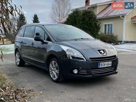 Пежо 5008 2010 в Киеве на Automoto.ua Серый Пежо 5008, объемом двигателя 1.6 л и пробегом 160 тыс. км за 2363 $, фото 1 на Automoto.ua