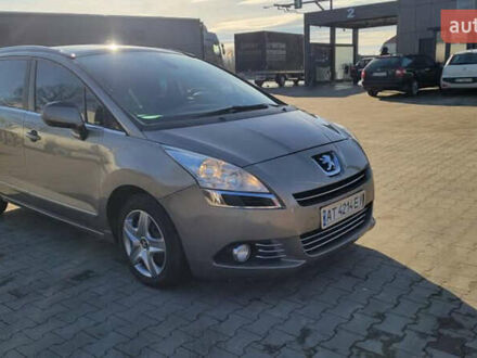 Сірий Пежо 5008, об'ємом двигуна 1.6 л та пробігом 280 тис. км за 6400 $, фото 1 на Automoto.ua