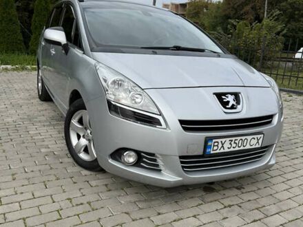 Пежо 5008 2010 у Рівному на Automoto.ua Сірий Пежо 5008, об'ємом двигуна 2 л та пробігом 306 тис. км за 8800 $, фото 1 на Automoto.ua