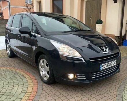 Серый Пежо 5008, объемом двигателя 2 л и пробегом 239 тыс. км за 7150 $, фото 1 на Automoto.ua