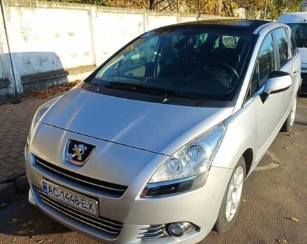 Пежо 5008 2010 у Луцьку на Automoto.ua Сірий Пежо 5008, об'ємом двигуна 2 л та пробігом 264 тис. км за 9900 $, фото 1 на Automoto.ua