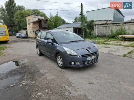 Серый Пежо 5008, объемом двигателя 1.6 л и пробегом 164 тыс. км за 7300 $, фото 1 на Automoto.ua