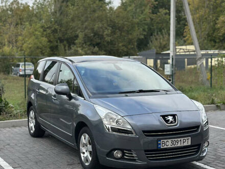 Пежо 5008 2011 в Василькове на Automoto.ua Серый Пежо 5008, объемом двигателя 1.6 л и пробегом 240 тыс. км за 7900 $, фото 1 на Automoto.ua
