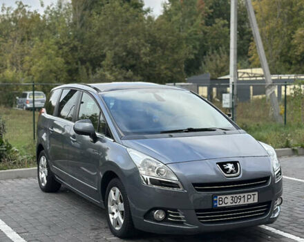 Серый Пежо 5008, объемом двигателя 1.6 л и пробегом 240 тыс. км за 7900 $, фото 1 на Automoto.ua