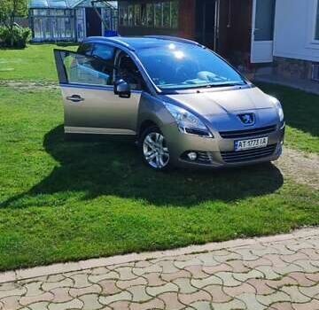 Серый Пежо 5008, объемом двигателя 1.6 л и пробегом 180 тыс. км за 8100 $, фото 1 на Automoto.ua