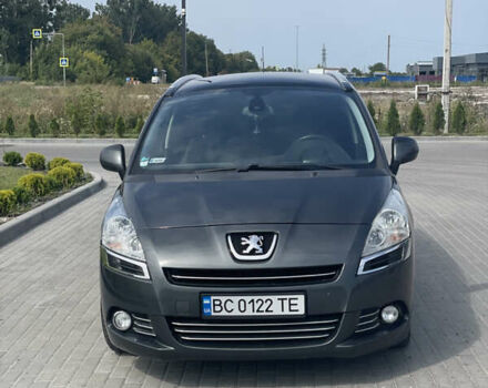 Сірий Пежо 5008, об'ємом двигуна 1.56 л та пробігом 170 тис. км за 8500 $, фото 1 на Automoto.ua