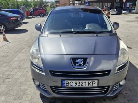 Пежо 5008 2011 у Львові на Automoto.ua Сірий Пежо 5008, об'ємом двигуна 1.56 л та пробігом 237 тис. км за 7500 $, фото 1 на Automoto.ua