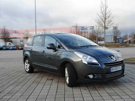 Сірий Пежо 5008, об'ємом двигуна 2 л та пробігом 270 тис. км за 10000 $, фото 1 на Automoto.ua