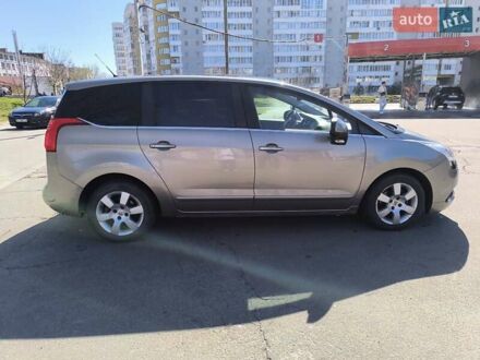 Пежо 5008 2013 в Львове на Automoto.ua Серый Пежо 5008, объемом двигателя 1.56 л и пробегом 204 тыс. км за 9900 $, фото 1 на Automoto.ua