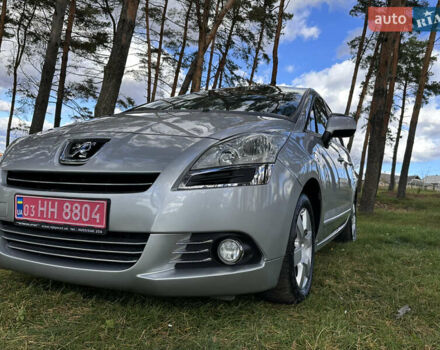 Сірий Пежо 5008, об'ємом двигуна 0 л та пробігом 264 тис. км за 9400 $, фото 1 на Automoto.ua