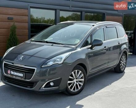 Серый Пежо 5008, объемом двигателя 2 л и пробегом 226 тыс. км за 10995 $, фото 1 на Automoto.ua