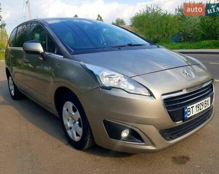 Серый Пежо 5008, объемом двигателя 1.6 л и пробегом 220 тыс. км за 7700 $, фото 1 на Automoto.ua