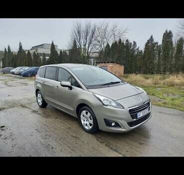 Сірий Пежо 5008, об'ємом двигуна 1.56 л та пробігом 210 тис. км за 10500 $, фото 1 на Automoto.ua