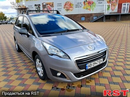 Серый Пежо 5008, объемом двигателя 1.6 л и пробегом 140 тыс. км за 9999 $, фото 1 на Automoto.ua