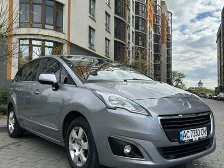 Пежо 5008 2015 у Івано-Франківську на Automoto.ua Сірий Пежо 5008, об'ємом двигуна 1.56 л та пробігом 263 тис. км за 11200 $, фото 1 на Automoto.ua