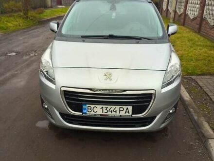 Серый Пежо 5008, объемом двигателя 1.6 л и пробегом 280 тыс. км за 10200 $, фото 1 на Automoto.ua