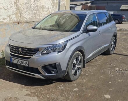 Серый Пежо 5008, объемом двигателя 1.5 л и пробегом 130 тыс. км за 16400 $, фото 1 на Automoto.ua