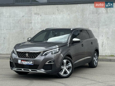 Пежо 5008 2018 в Киеве на Automoto.ua Серый Пежо 5008, объемом двигателя 2 л и пробегом 240 тыс. км за 21499 $, фото 1 на Automoto.ua