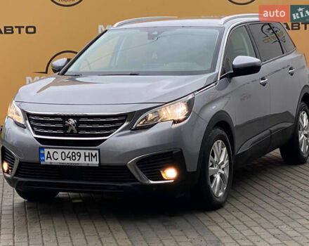 Серый Пежо 5008, объемом двигателя 1.6 л и пробегом 221 тыс. км за 21500 $, фото 1 на Automoto.ua