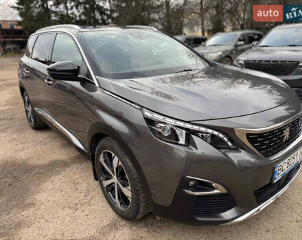 Сірий Пежо 5008, об'ємом двигуна 2 л та пробігом 140 тис. км за 25400 $, фото 1 на Automoto.ua