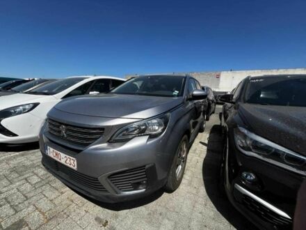 Сірий Пежо 5008, об'ємом двигуна 1.6 л та пробігом 162 тис. км за 10500 $, фото 1 на Automoto.ua
