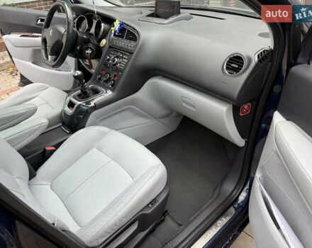 Синій Пежо 5008, об'ємом двигуна 2 л та пробігом 206 тис. км за 9800 $, фото 29 на Automoto.ua