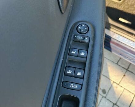 Синій Пежо 5008, об'ємом двигуна 1.6 л та пробігом 260 тис. км за 7700 $, фото 5 на Automoto.ua