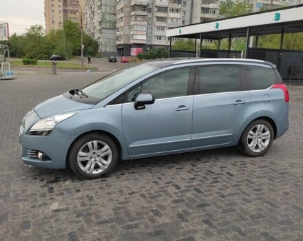 Синий Пежо 5008, объемом двигателя 1.6 л и пробегом 228 тыс. км за 7500 $, фото 2 на Automoto.ua