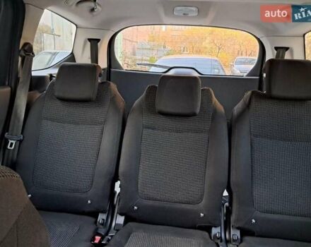 Синий Пежо 5008, объемом двигателя 1.56 л и пробегом 216 тыс. км за 7200 $, фото 8 на Automoto.ua