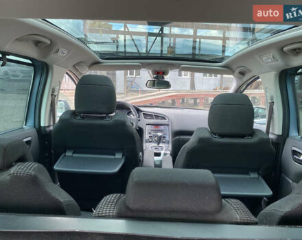 Синий Пежо 5008, объемом двигателя 1.6 л и пробегом 228 тыс. км за 7400 $, фото 13 на Automoto.ua