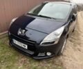Синий Пежо 5008, объемом двигателя 2 л и пробегом 230 тыс. км за 7700 $, фото 1 на Automoto.ua