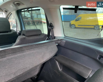 Синий Пежо 5008, объемом двигателя 1.6 л и пробегом 228 тыс. км за 7400 $, фото 15 на Automoto.ua